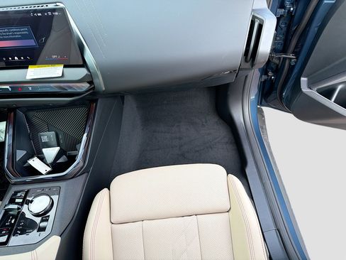 New 2026 BMW X3 xDrive30 w/ Premium Package image 17