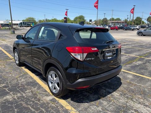 Used 2019 Honda HR-V LX image 3