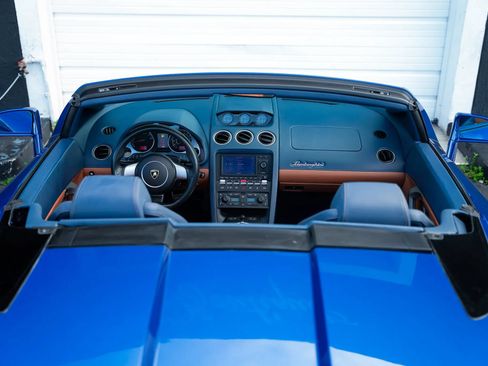 Used 2008 Lamborghini Gallardo Spyder AWD/4WD image 32