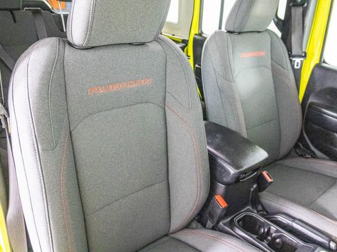 Used 2024 Jeep Wrangler Rubicon w/ Convenience Group image 40