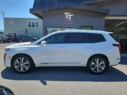 Used 2020 Cadillac XT6 Premium Luxury AWD/4WD image 3