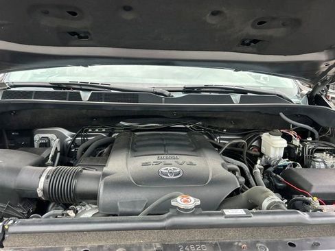 Used 2021 Toyota Tundra SR5 w/ SR5 Upgrade Package RWD image 34