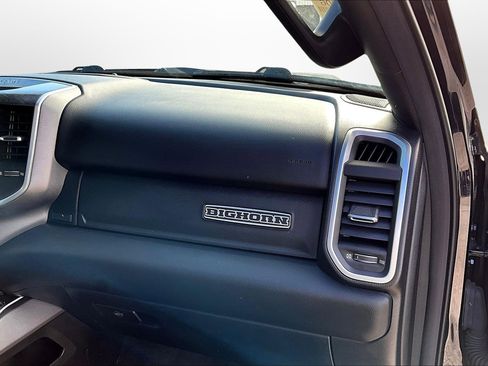 Used 2019 RAM 1500 Big Horn image 21