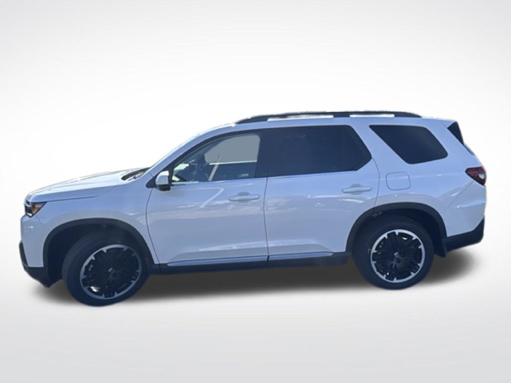 New 2026 Honda Pilot Touring image 4