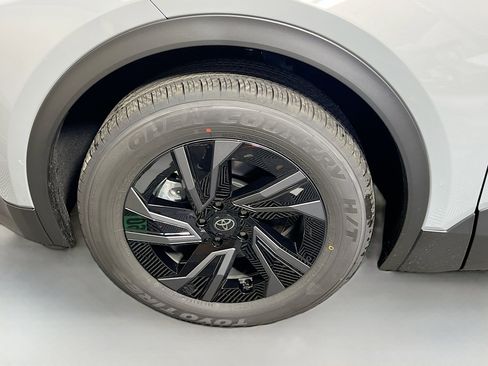 New 2026 Toyota C-HR AWD/4WD image 13