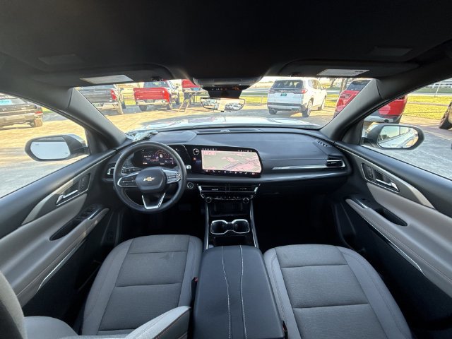Used 2026 Chevrolet Traverse LT w/ Driver Confidence Package FWD image 21