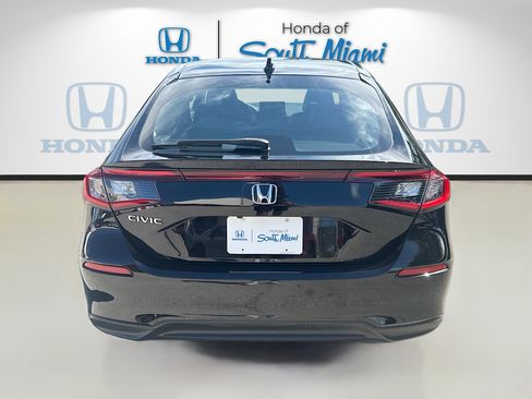 Certified 2024 Honda Civic EX-L image 6