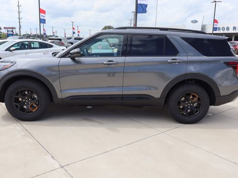 New 2026 Ford Explorer Tremor w/ Tremor Ultimate Package AWD/4WD image 8