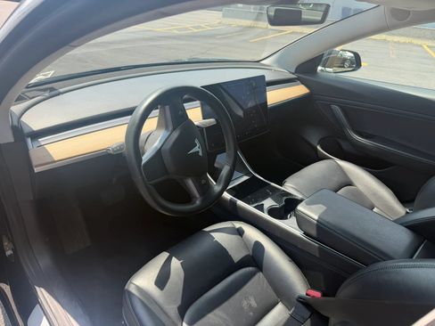 Used 2019 Tesla Model 3 Long Range AWD/4WD image 13