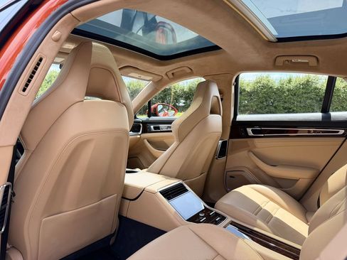 Used 2023 Porsche Panamera GTS w/ Premium Package AWD/4WD image 18