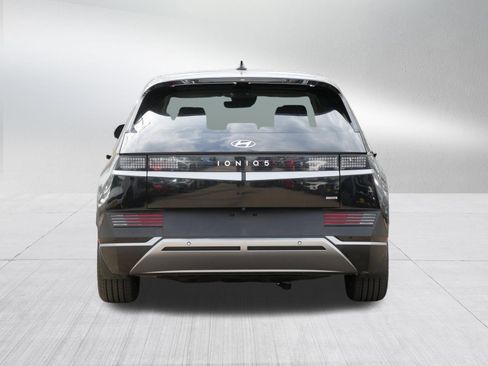 Used 2023 Hyundai Ioniq 5 SEL AWD/4WD image 6