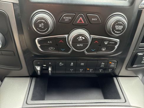 Used 2018 RAM 2500 Laramie w/ Sport Appearance Group image 17