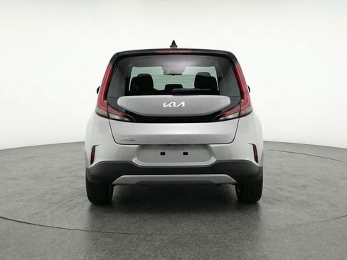 Used 2025 Kia Soul LX w/ LX Technology Package image 7