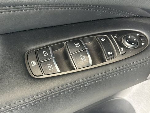 Used 2015 INFINITI QX60 Luxe w/ Premium Plus Package AWD/4WD image 12