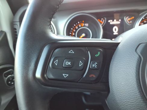 Used 2018 Jeep Wrangler Unlimited Sport S image 36