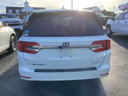 Used 2019 Honda Odyssey Elite image 3