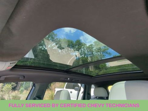 Used 2023 Volkswagen Tiguan SEL R-Line image 35