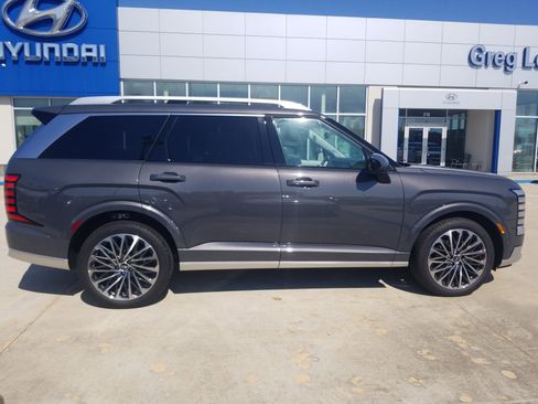 New 2026 Hyundai Palisade Calligraphy AWD/4WD image 8