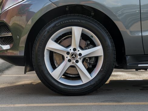 Used 2018 Mercedes-Benz GLE 350 4MATIC image 28