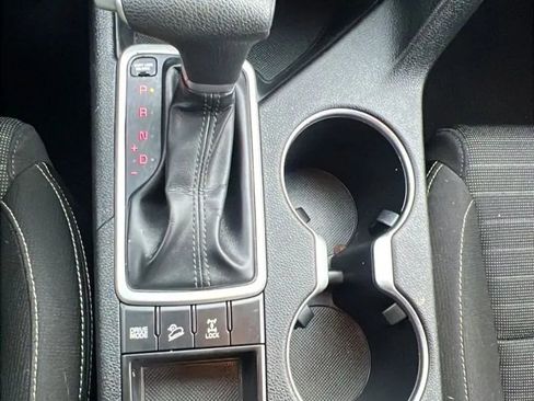 Used 2018 Kia Sportage LX image 19