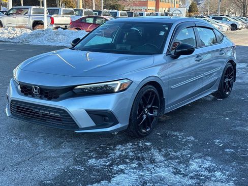 Used 2023 Honda Civic Sport image 6