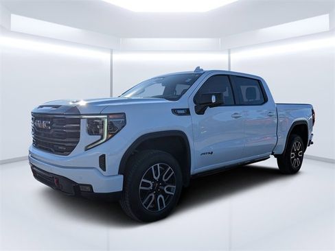 Used 2023 GMC Sierra 1500 AT4 w/ Technology Package image 7