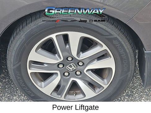 Used 2015 Honda Odyssey Touring Elite image 11