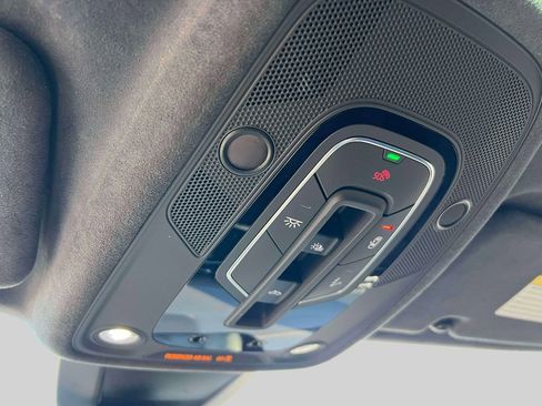 Used 2025 Audi RS Q8 performance image 31