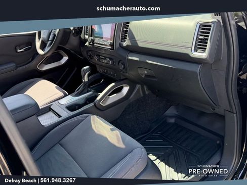 Used 2022 Nissan Frontier SV AWD/4WD image 17