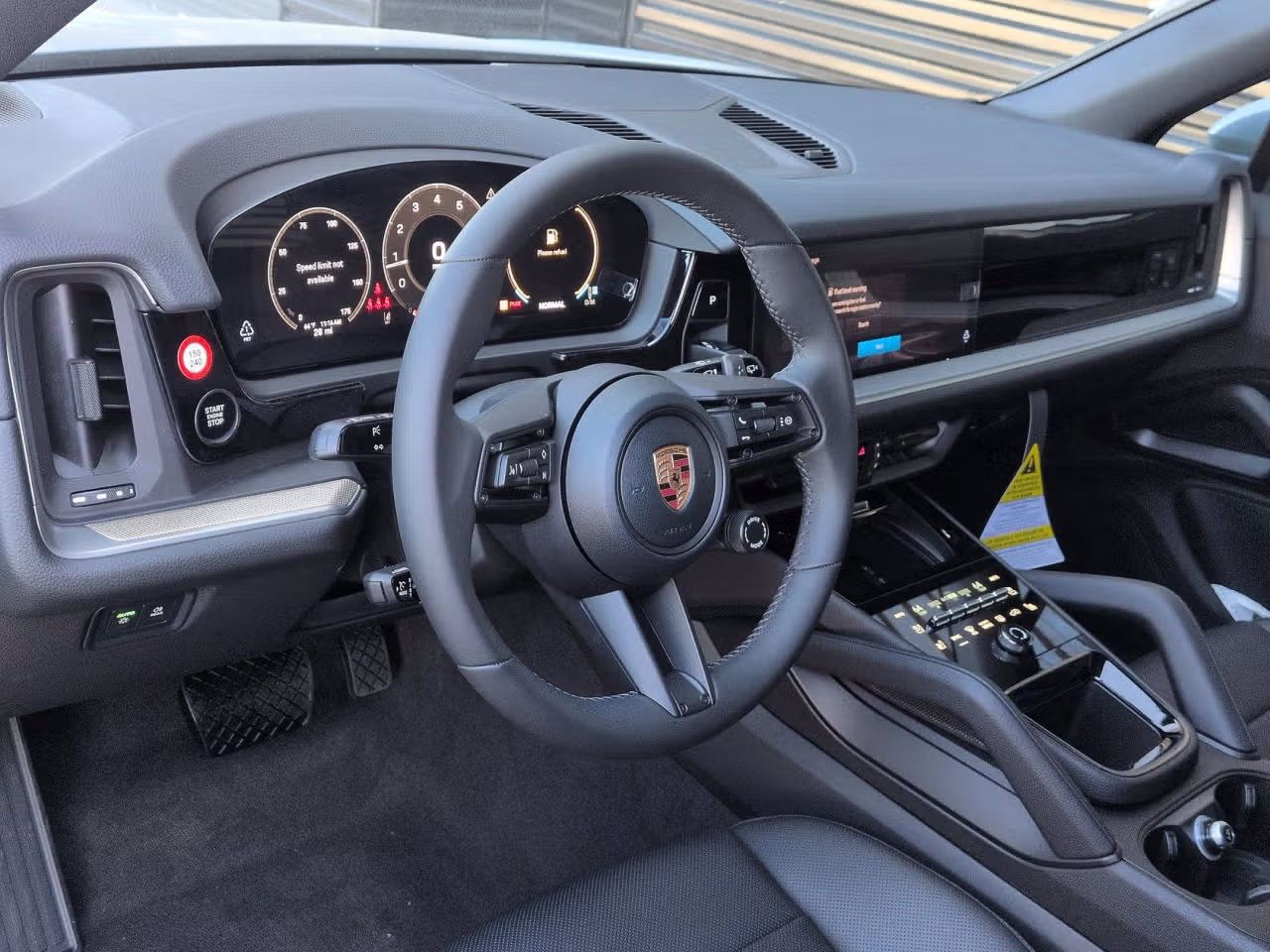 Certified 2026 Porsche Cayenne AWD/4WD image 4