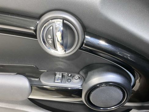 Used 2023 MINI Cooper S FWD image 23