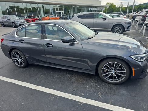 Used 2019 BMW 330i Sedan RWD image 2