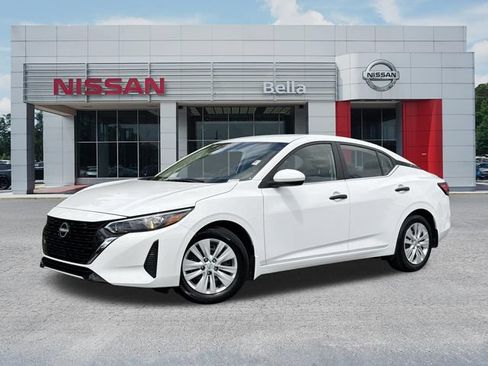 Used 2025 Nissan Sentra S FWD image 1