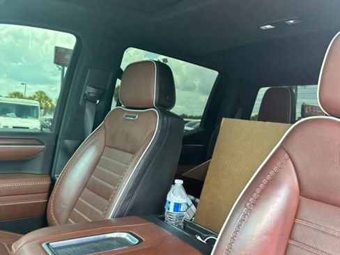 Used 2022 GMC Sierra 1500 Denali Ultimate AWD/4WD image 10
