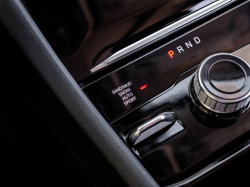 Used 2022 Jeep Grand Cherokee Limited image 35