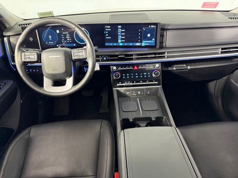 Used 2025 Hyundai Santa Fe Limited image 11