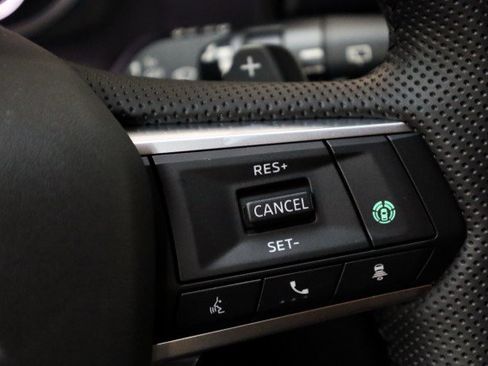 New 2025 Mitsubishi Outlander SE image 11