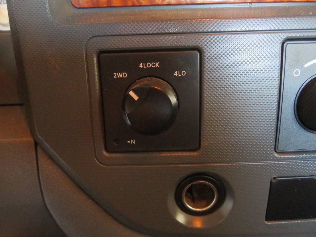 Used 2006 Dodge Ram 2500 Truck SLT w/ Quad Cab Big Horn Value Group AWD/4WD image 41