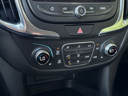 Used 2020 Chevrolet Equinox LT w/ Sport Edition image 24