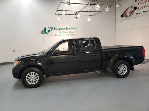 Used 2017 Nissan Frontier SV AWD/4WD image 4