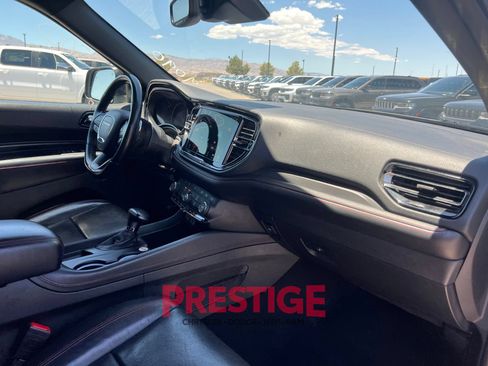 Used 2024 Dodge Durango GT RWD image 29