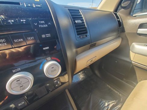 Used 2007 Toyota Tundra Limited image 22