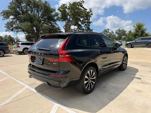 Certified 2025 Volvo XC60 B5 Plus AWD/4WD image 6