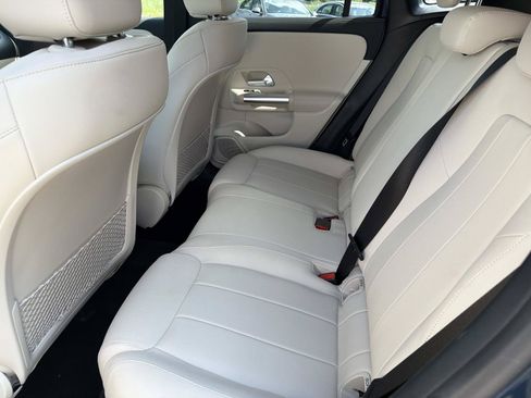 Certified 2023 Mercedes-Benz GLA 250 4MATIC image 12