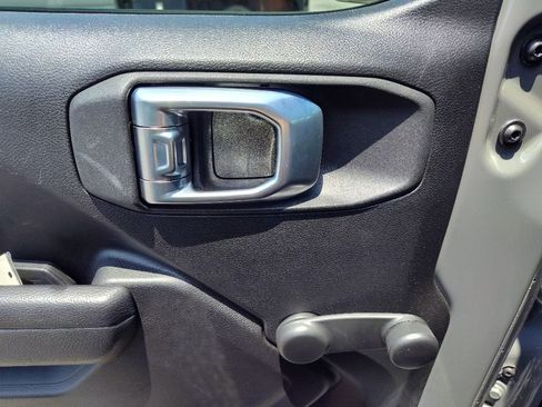 Used 2023 Jeep Wrangler Sport image 14