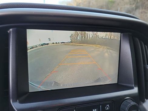 Used 2015 Chevrolet Colorado Z71 image 13