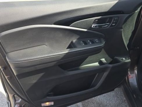 Used 2020 Honda Ridgeline RTL-E image 10