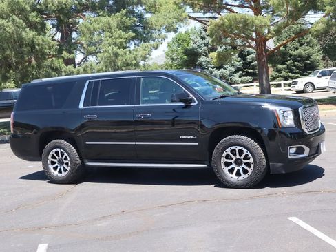 Used 2016 GMC Yukon XL Denali w/ Open Road Package AWD/4WD image 2