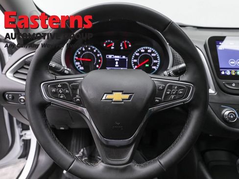 Used 2024 Chevrolet Malibu RS FWD image 10