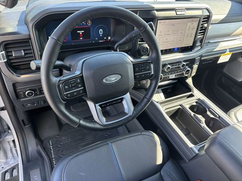 Used 2026 Ford F250 Platinum w/ Tremor Off-Road Package image 18
